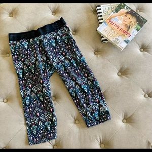 VS Pink cropped leggings